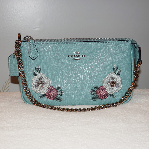 Coach Handbags - Coach Wristlet Hawaiian Floral Embroidery 🎉HP🎉